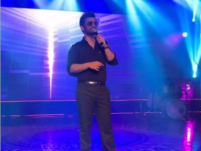 Rahul Vaidya gives it back to troll for calling him a 'flop wedding singer'; wife Disha Parmar reacts too