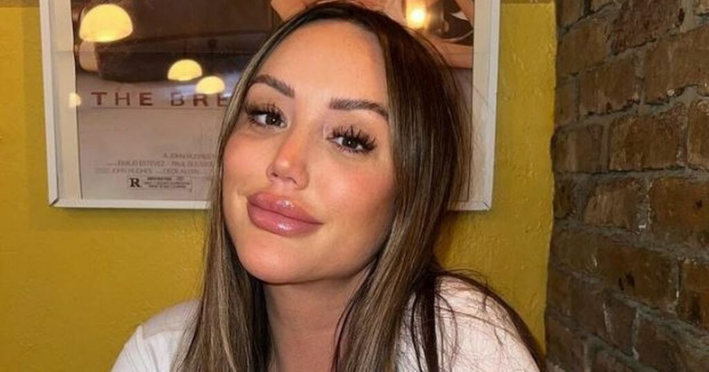Charlotte Crosby announces baby daughter's name in…