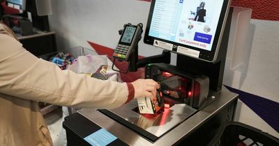 Aldi accused of 'ageism' by furious shoppers as payment rules change