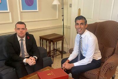 Rishi Sunak and Douglas Ross pose for picture after first Number 10 meeting