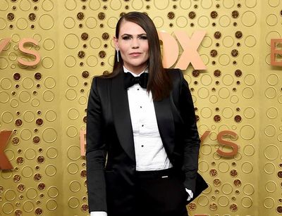 Clea DuVall returns to 'High School' with duo Tegan and Sara