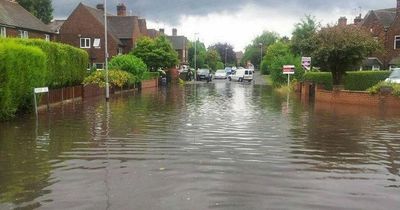 Nottinghamshire flooding: Hucknall residents 'battle to stop water entering their homes'