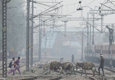 Farm fires big culprit as Delhi air quality worsens