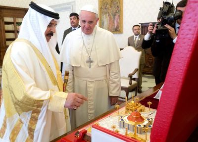 Bahrain's Shiites hope pope raises human rights during visit