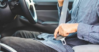 Drivers who don't wear seatbelts could be hit with penalty points