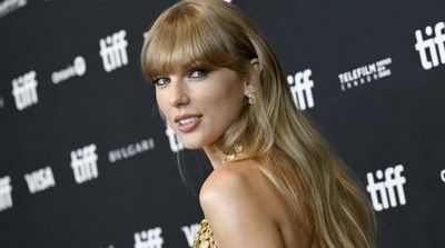 Perfect 10: Taylor Swift Sets Billboard Hot 100 First