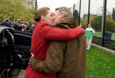 Danes vote in knife-edge election