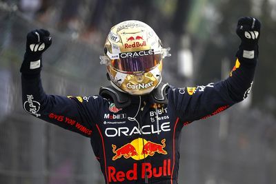 Verstappen "incredibly proud" of F1 season wins record