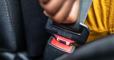 People not wearing seatbelts in cars could be given points on their licence