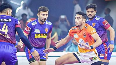 Pro Kabaddi League: Akash Shinde, Mohit Goyat's heroics hand Puneri Paltan win