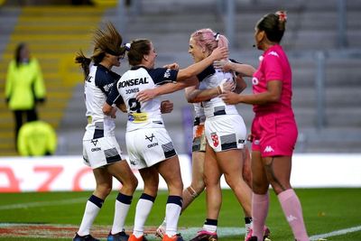 Amy Hardcastle hails Headingley crowd after England’s dominant win over Brazil