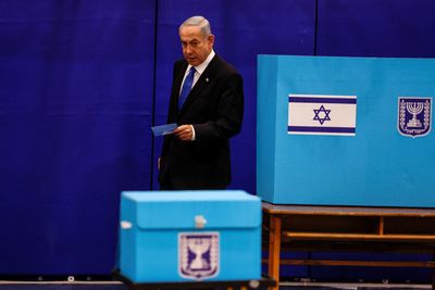 Netanyahu says exit polls "a good start" - video broadcast by Kan 11