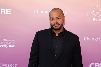 Fans stunned by Donald Faison and his daughter’s Clueless Halloween costumes: ‘This is the best’