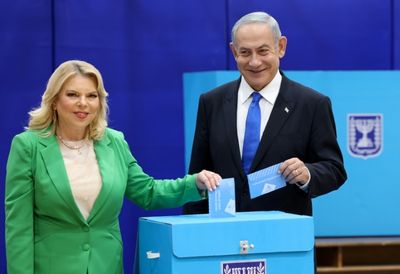 Israel's 'Bibi' Netanyahu inches closer to comeback