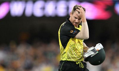 Australia face tall but not mathematically impossible task to keep T20 hopes alive