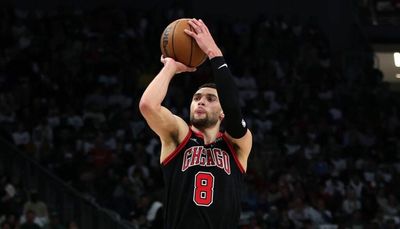 With each game, Bulls get better grasp on Zach LaVine’s knee management
