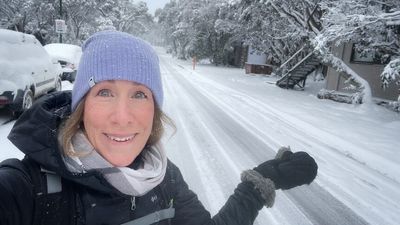 Spring snow blankets Australian ski resorts as Antarctic blast snap freezes south-east