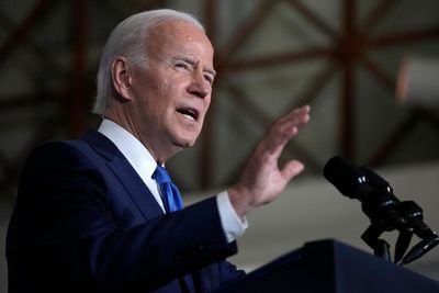 Midterm polls – live: Biden denounces violence and voter intimidation in appeal to voters