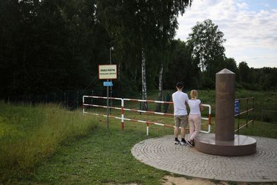 Poland lays razor wire on border with Russia's Kaliningrad