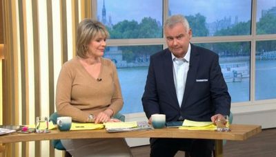 GB News presenter Eamonn Holmes 'fractures shoulder after major back surgery'