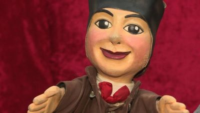 French puppet shows delight young and old alike