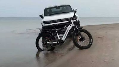 GMC Unveils The Hummer EV All-Wheel-Drive Electric Bicycle