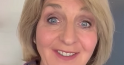 Kaye Adams suffers hilarious hair disaster as she steps out in Glasgow weather