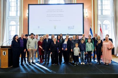 Germany, Israel honour Holocaust 'heroes' in Berlin