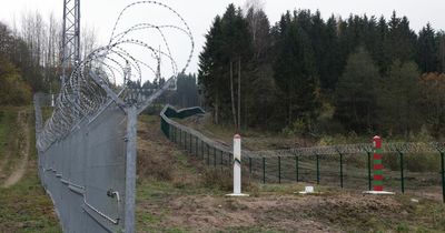 Poland building 130-mile wire fence to stop migrant influx from border over Russia war