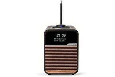 Only FM radios might work under latest blackout emergency plans