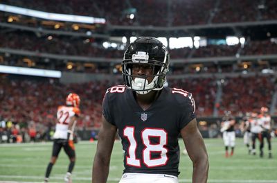 Falcons earn mixed grades for trade deadline deals