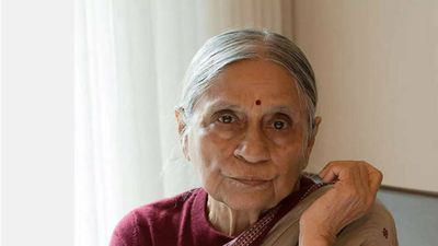 Gandhian Ela Bhatt, grande dame of SEWA, passes away in Gujarat at 89