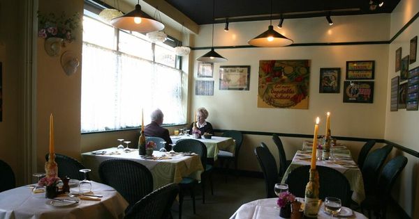 Closure of 'original' Northern Quarter restaurant that marked the 'end of an era'