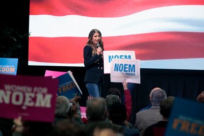 South Dakota's Noem shores up support with Youngkin, Gabbard