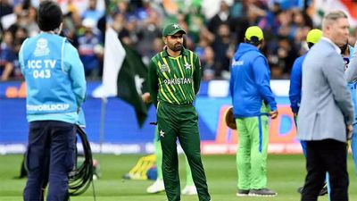 T20 World Cup: Pakistan elect to bat against South Africa