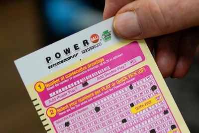 Is there a way to pick the best Powerball numbers as jackpot reaches $1.9bn?