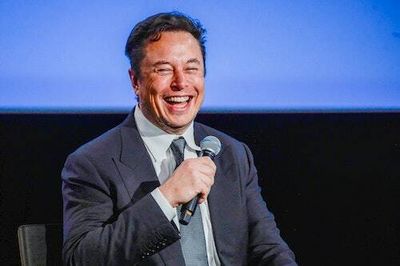 Twitter shareholders tell Elon Musk they'll gladly take his $44 billion