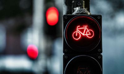 Bavarian cyclists win right to photograph cars parked in their way