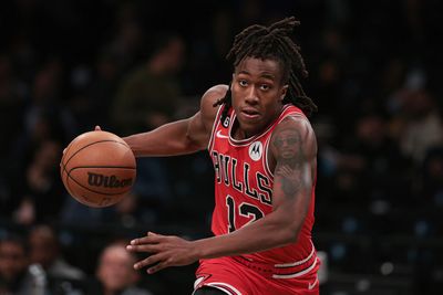 Zach LaVine praises Ayo Dosunmu’s defense and leadership