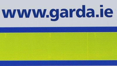 Man aged in his 50s dies after lorry and car crash in Co Clare