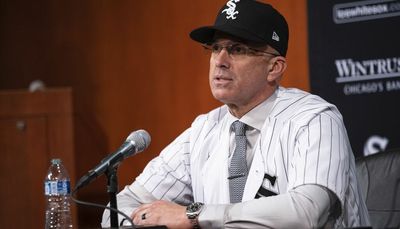 White Sox’ new manager Pedro Grifol makes good first impression