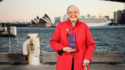 From 'death-defying nurse' to palliative care pioneer, Teresa Plane is NSW Senior Australian of the Year