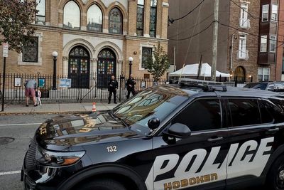 FBI warns of 'broad' threat to synagogues in New Jersey