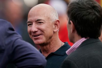 Ex-housekeeper sues Jeff Bezos, claims discrimination