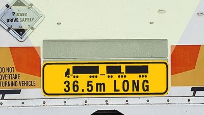 Road train length signage trialled in WA as truck drivers push for more driver education
