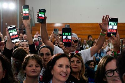 Biden says 'we're gonna free Iran' as protests there go on