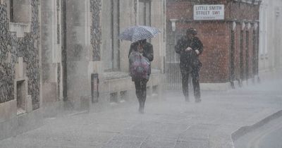 Met Eireann forecast grim weekend ahead with chances of thundery downpours for some