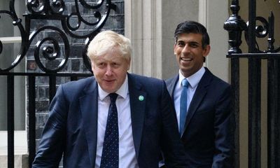 Boris Johnson had enough backers to challenge Rishi Sunak, says 1922 chair