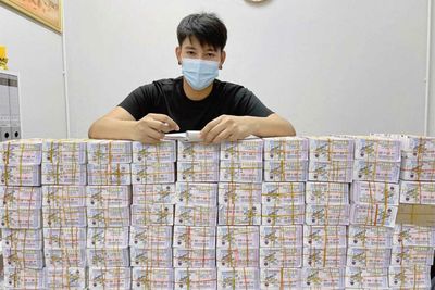 'Hundred million' gang arrested over huge lottery ticket fraud