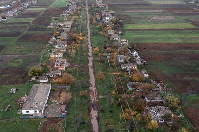 Russia ‘withdrawal’ from Kherson city could be a trap, says Ukraine